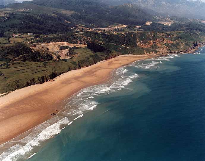 Playa Vega, Ribadesella, Asturias / Fuente: mapama.gob.es
