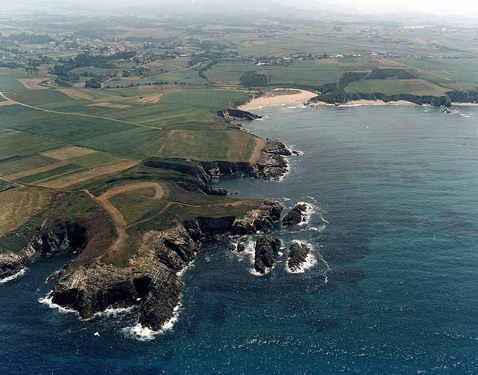 Playa Serantes, Tapia de Casariego, Asturias / Fuente: mapama.gob.es