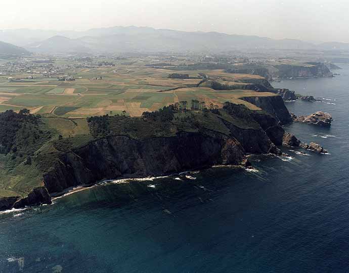 Playa Los Molinos, Valdés, Asturias / Fuente: mapama.gob.es