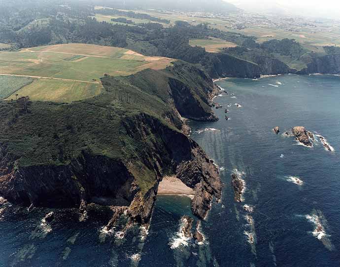 Playa Picón, Valdés, Asturias / Fuente: mapama.gob.es