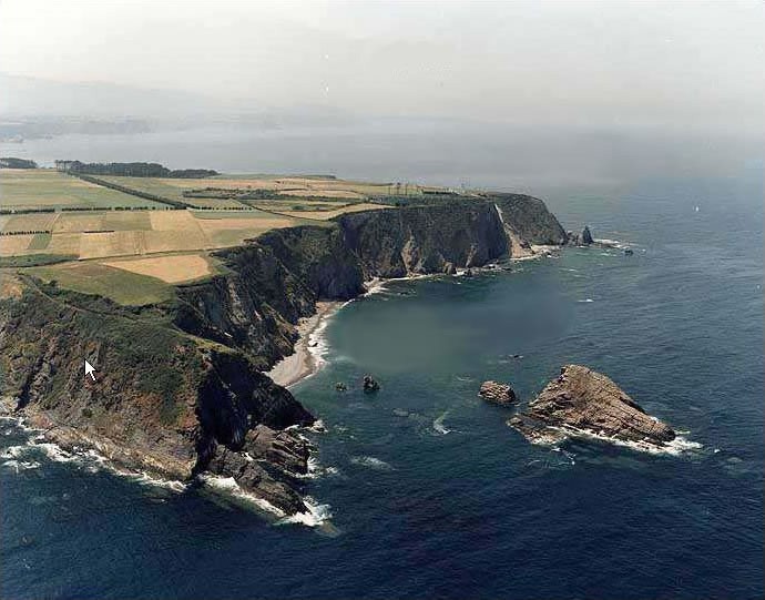 Playa Vallinas, Valdés, Asturias / Fuente: mapama.gob.es