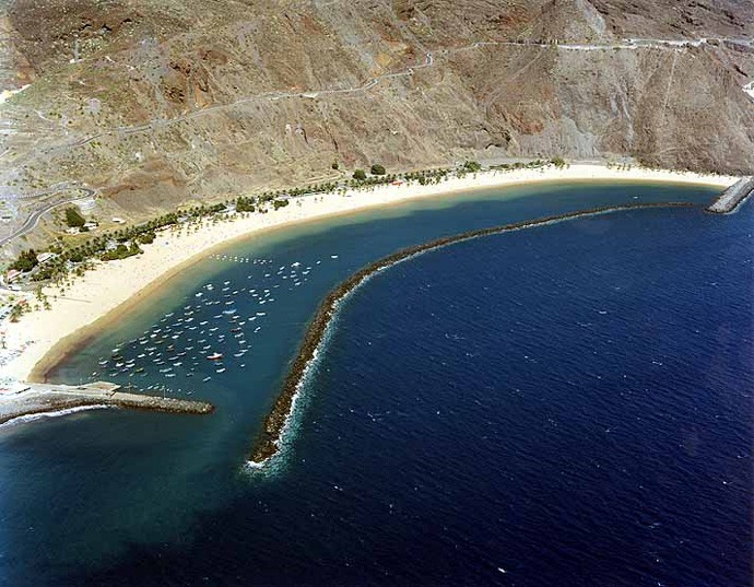 Playa Las Teresitas, Santa Cruz de Tenerife, Tenerife / Fuente: mapama.gob.es
