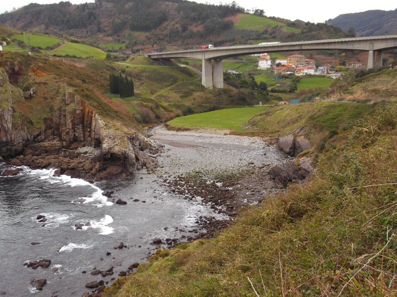 Playa El Berrón, Castro-Urdiales, Cantabria / Fuente: mapama.gob.es