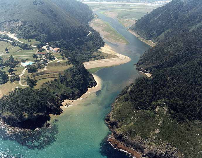 Playa El Pedrero, Val de San Vicente, Cantabria / Fuente: mapama.gob.es