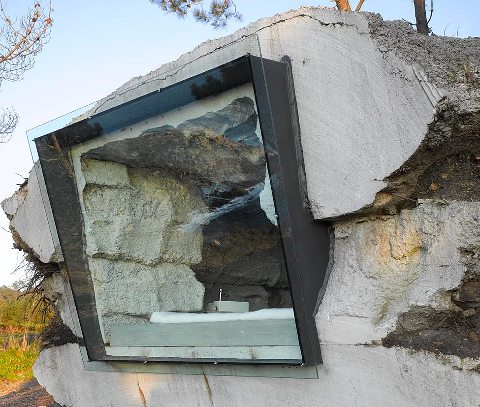 Heno para el interior, que una vaca se fue comiendo