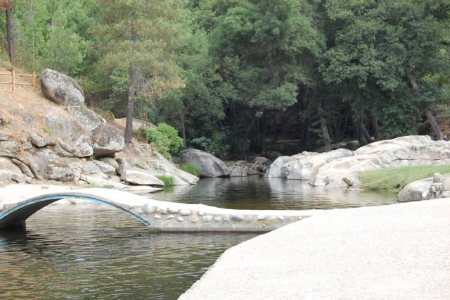 Arenas de San Pedro pool / turismoavila.com