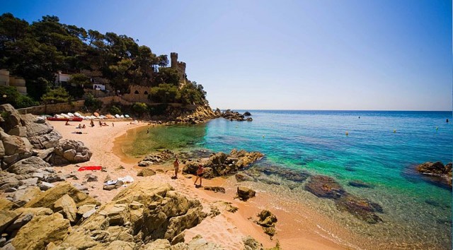 Bravo for the Costa Brava / Wikimedia commons
