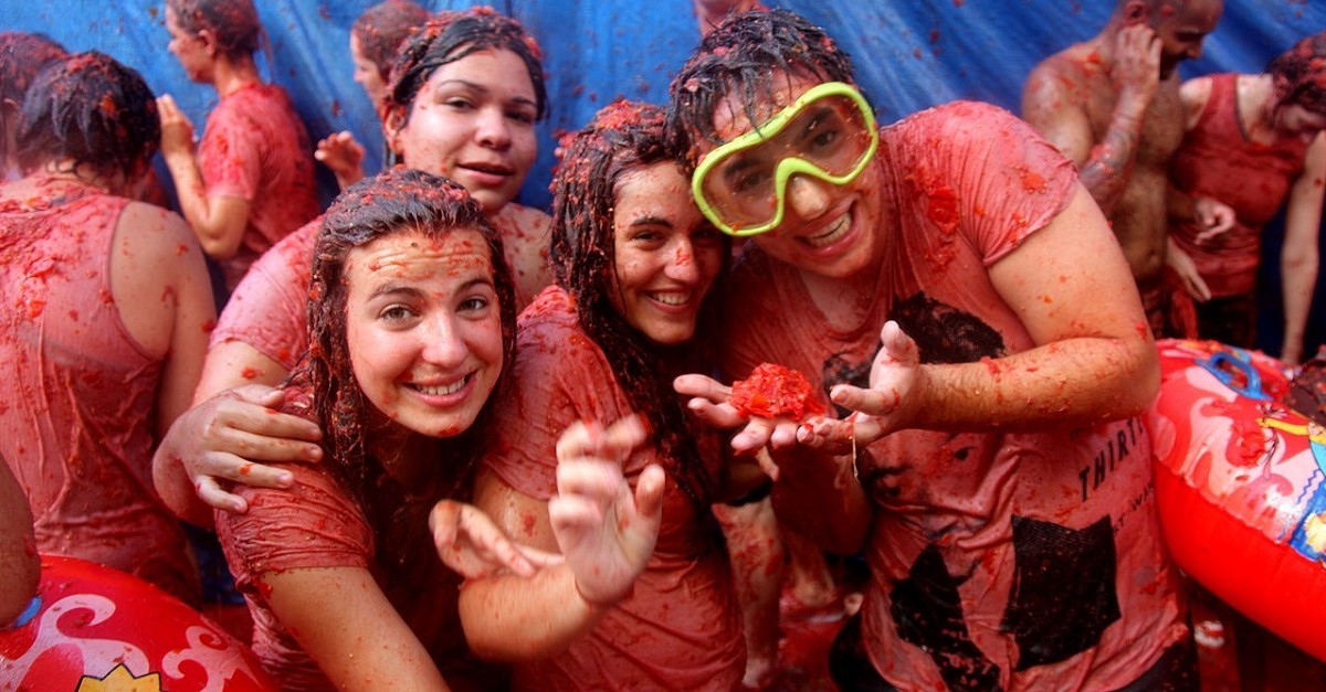 La Tomatina in Buñol, Valencia / Wikimedia