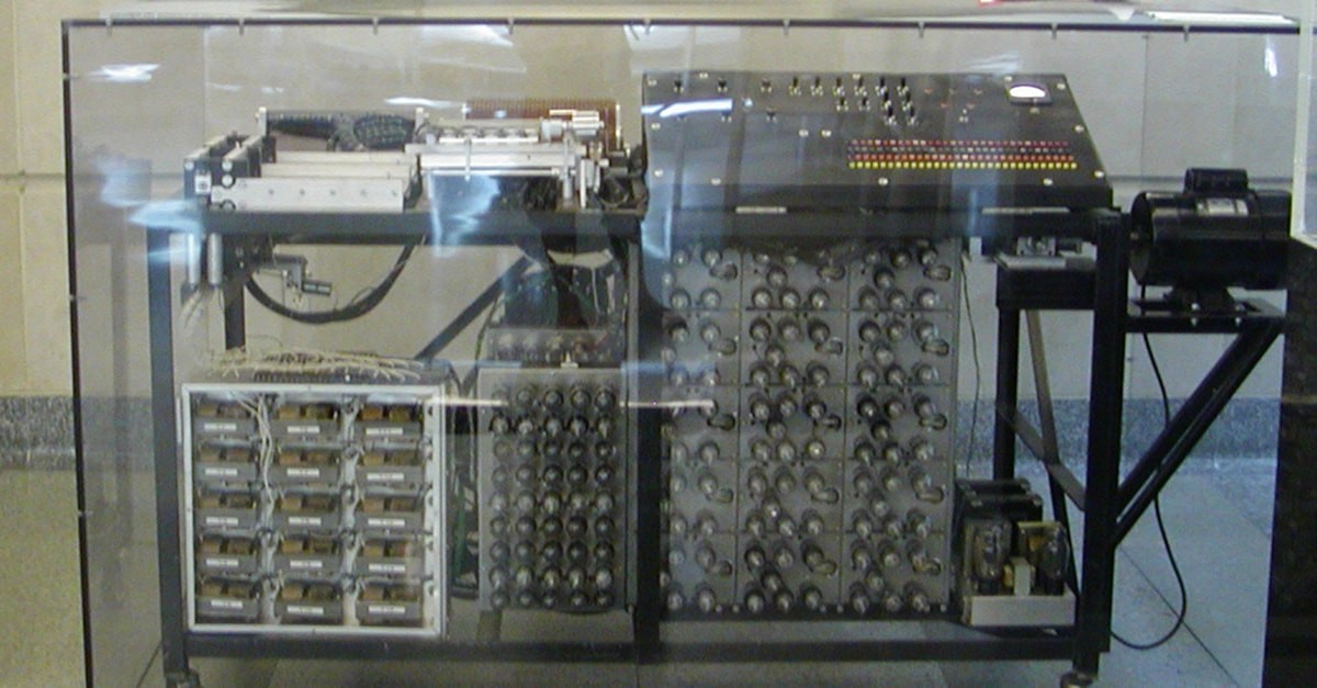 x_atanasoff-berry_computer-min