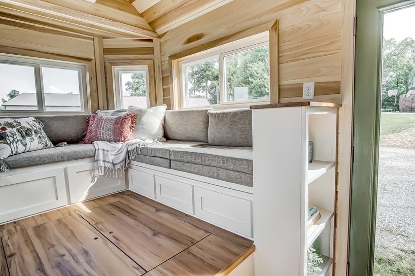 clover-modern-tiny-living-home-9