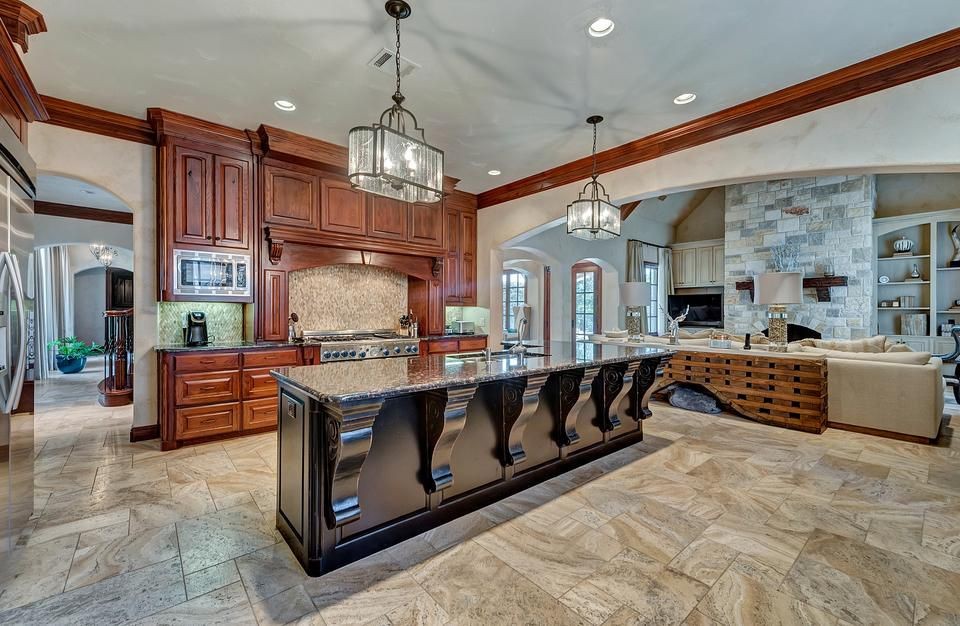 La vivienda cuenta con una amplia cocina