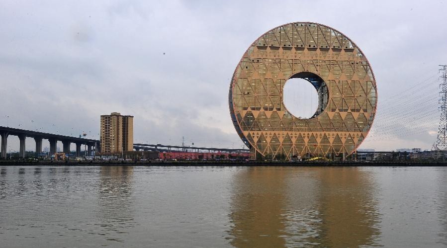 El ABC de la arquitectura: edificios con forma de letras