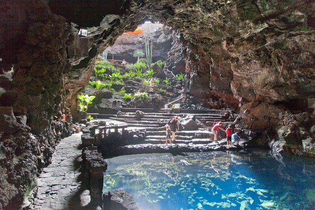 Gli incredibili tunnel di Jameos del Agua / Wikimedia commons