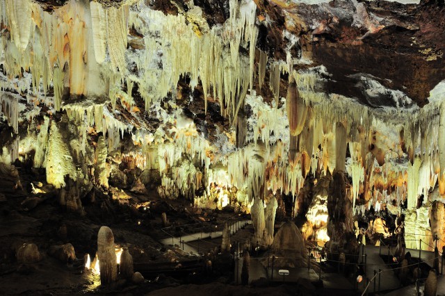 As impressionantes formações das Grutas del Águila As impressionantes formações das Grutas del Águila / Grutasdelaguila.es