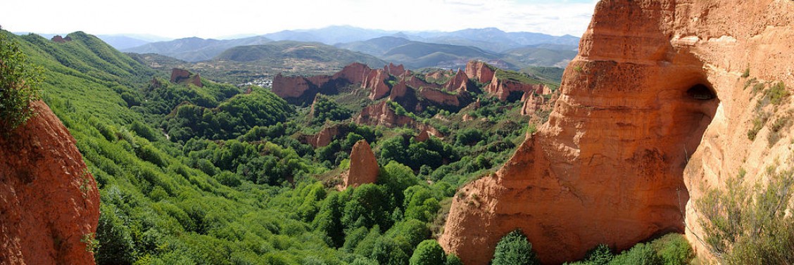 Vista de las Médulas / Wikimedia Commons Vista de las Médulas / Wikimedia Commons