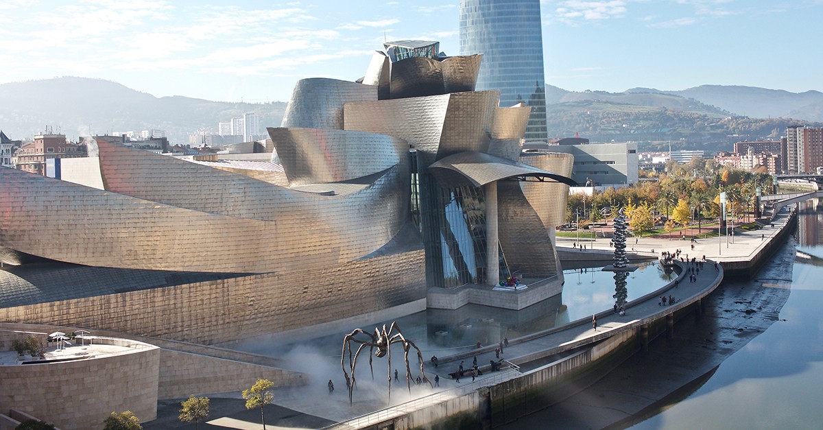 Das Guggenheim-Museum ist ein architektonischer Hingucker