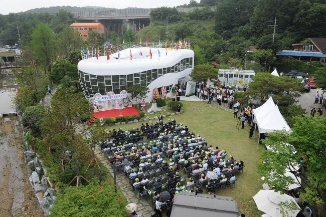 Pretende concienciar de la importancia de este útil