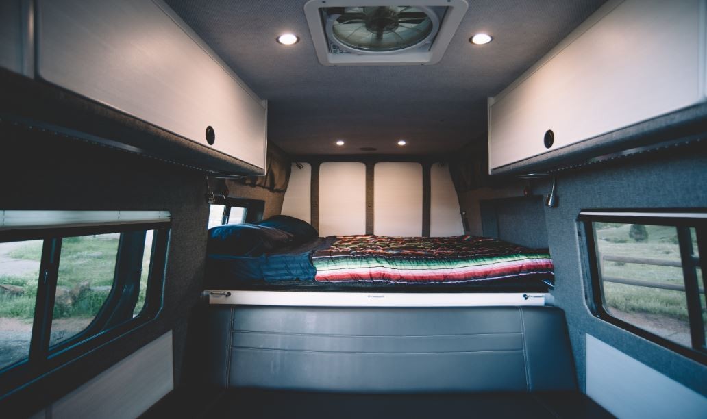 7 ejemplos de cómo convertir tu furgoneta en una casa por menos de 35.000 euros