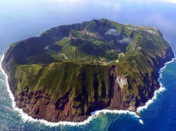 Aogashima, el pueblo dentro de un volcán en el que viven 170 personas 