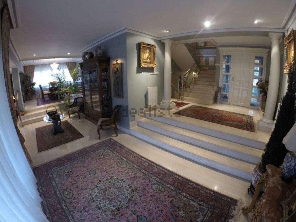 casa-vecina-ministra-celaa1