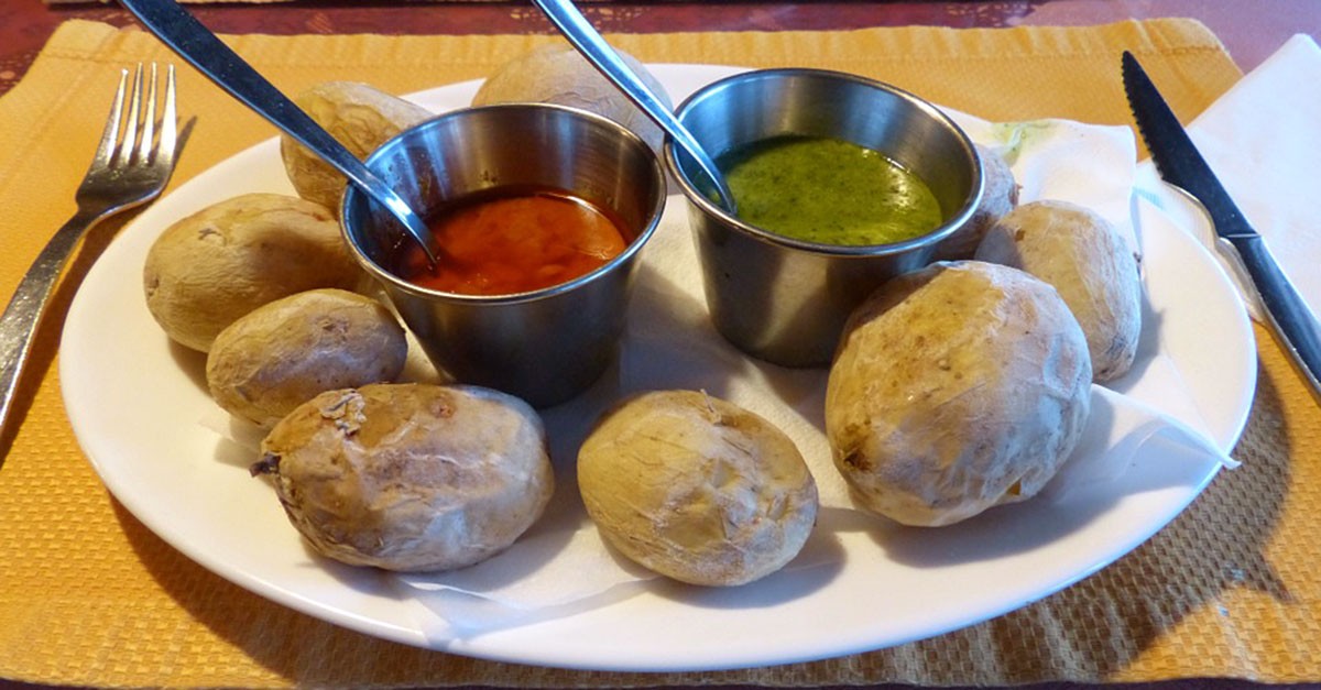 Papas arrugadas, Kanarieöarnas paradrätt Papas arrugadas, Kanarieöarnas paradrätt / Pixabay