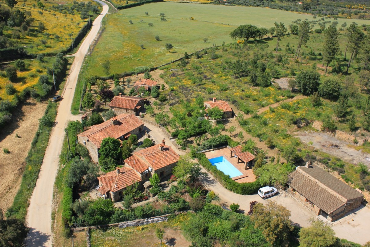 La faceta desconocida del inmobiliario: quién compra pueblos y para qué
