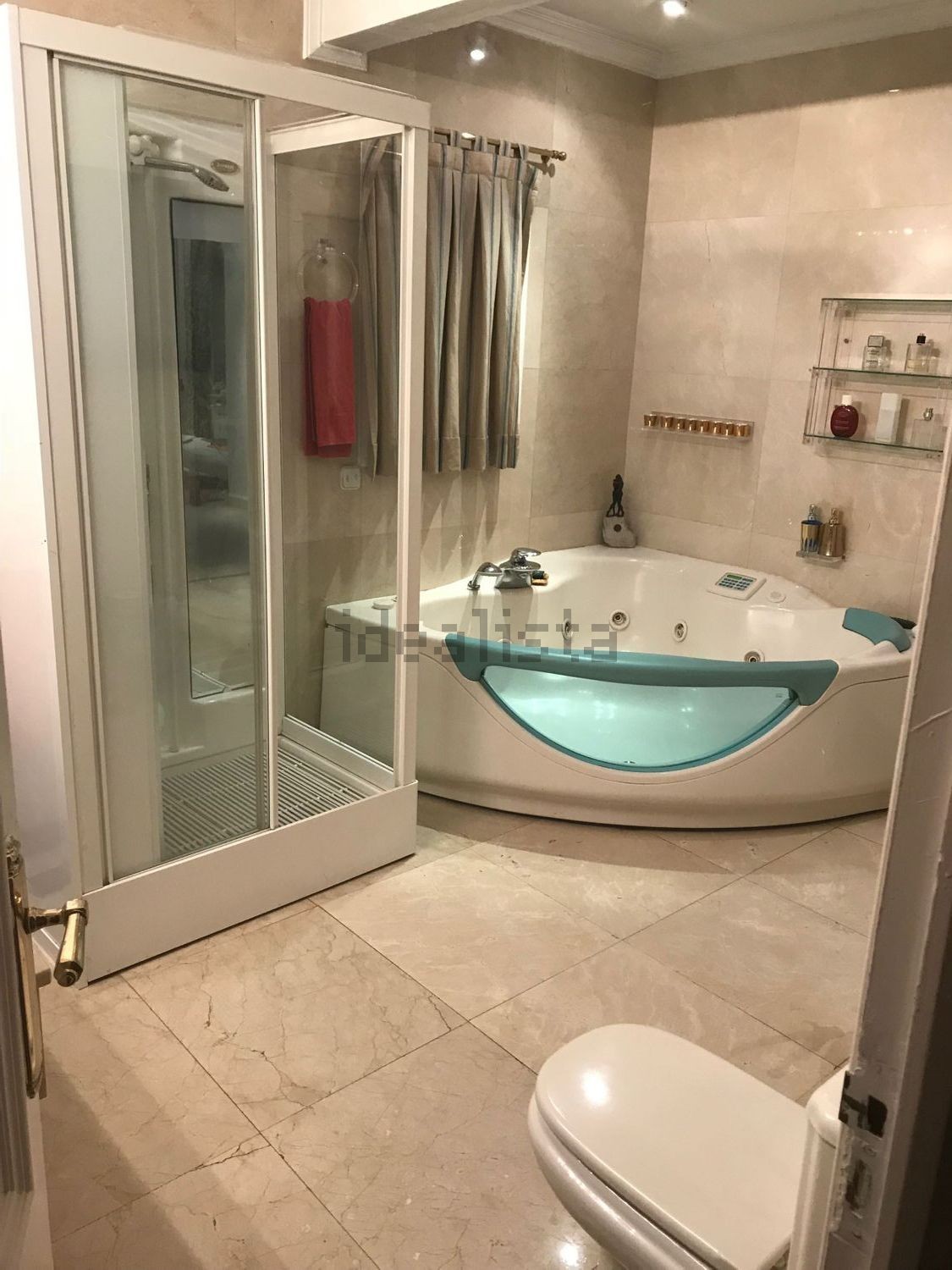 jacuzzi