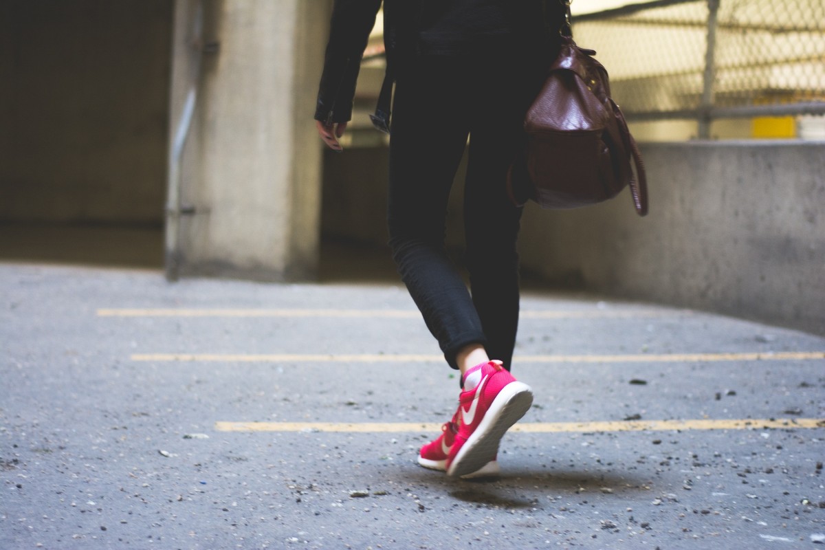 Cómo pueden el urbanismo y la arquitectura diseñar ciudades más seguras para las mujeres