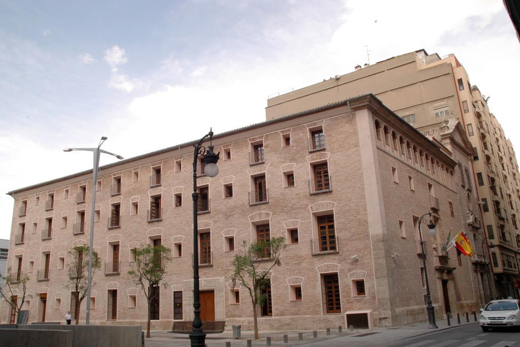 La Iglesia de Valencia recibirá los primeros recibos del IBI por sus inmuebles lucrativos
