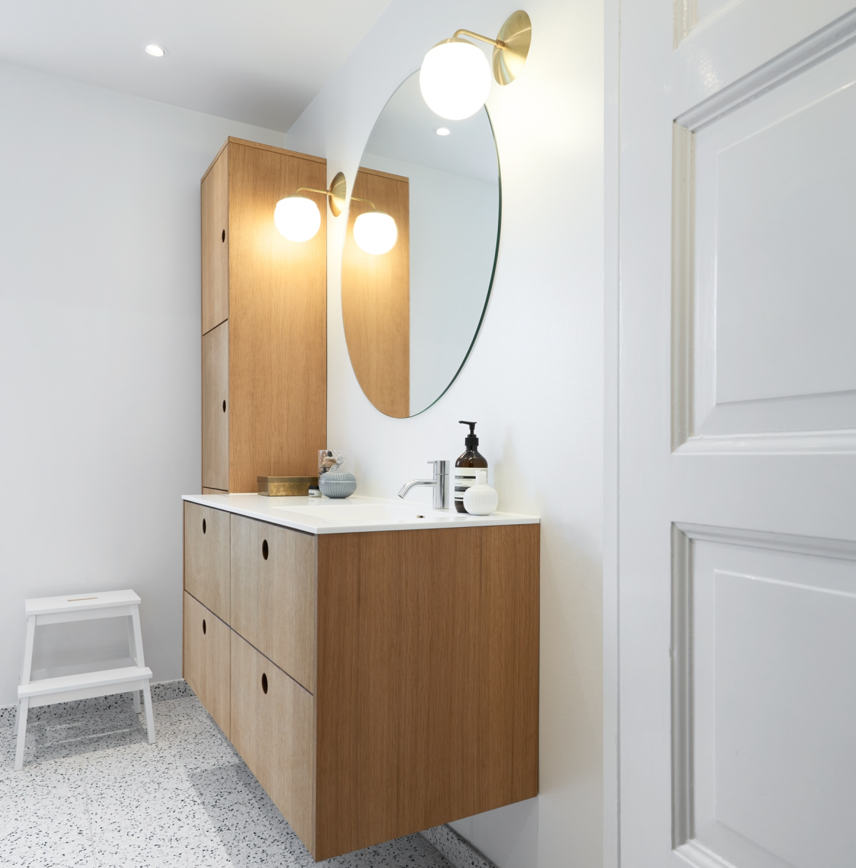 Los trucos de los mejores arquitectos nórdicos para convertir muebles de Ikea en piezas de lujo