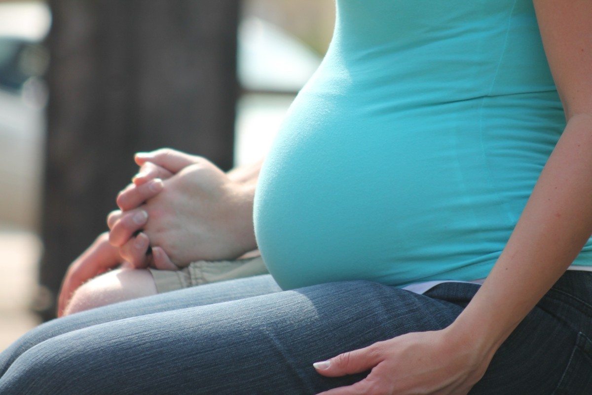 Devolución del IRPF por maternidad: hasta cuándo se puede solicitar y qué pasa si el ingreso no llega