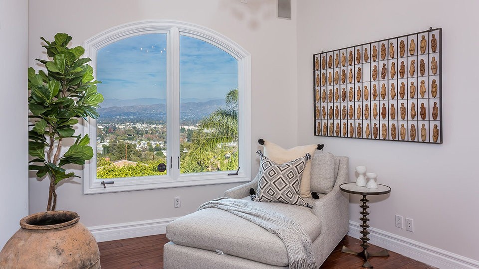 medium_10940-terryview-drive-high-resolution-34