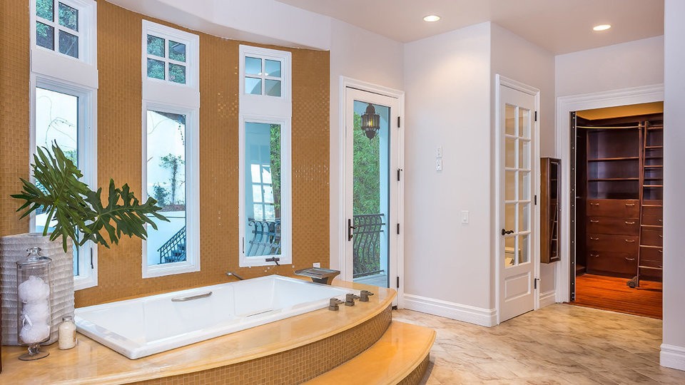 medium_10940-terryview-drive-high-resolution-39