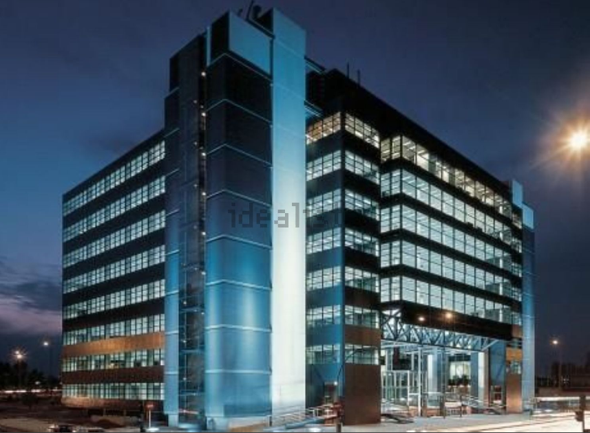 Blackstone reorganiza sus socimis: une en la misma sede de Madrid a los equipos de Testa y Fidere