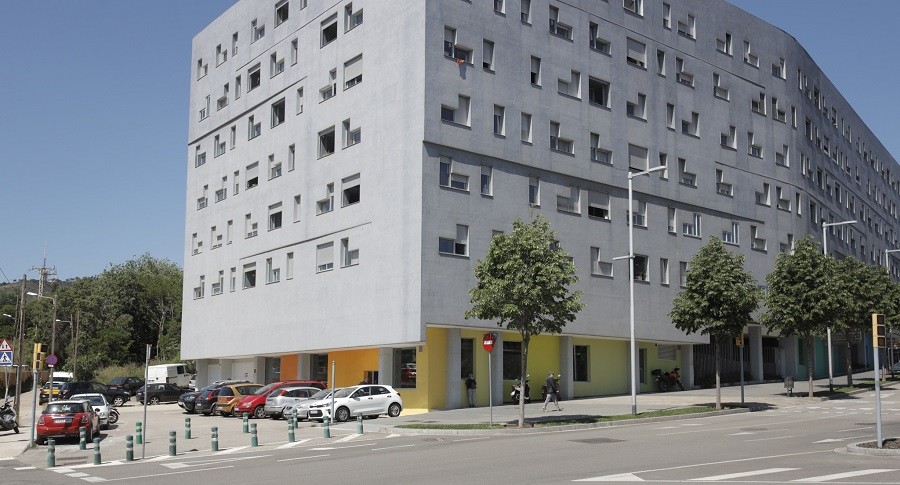 Ada Colau se suma a la fiebre del ‘coworking’ y pone en marcha uno público para 50 trabajadores 