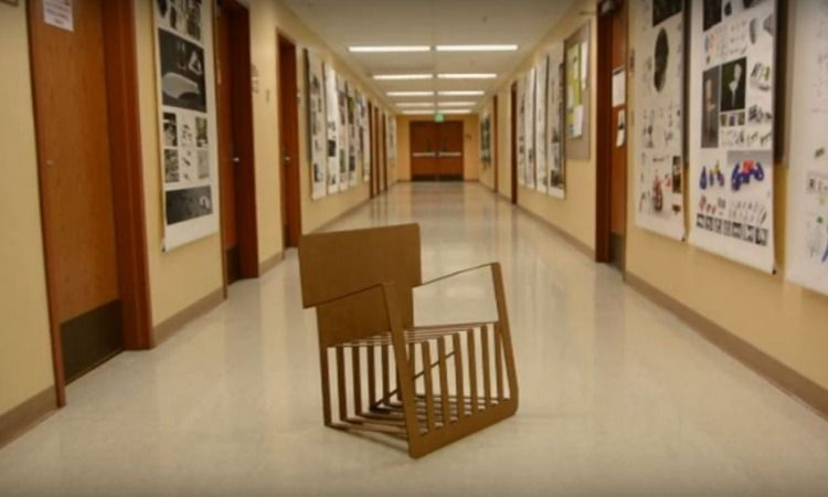 La “silla mínima” y otros ingeniosos muebles que se pueden guardar en cualquier parte