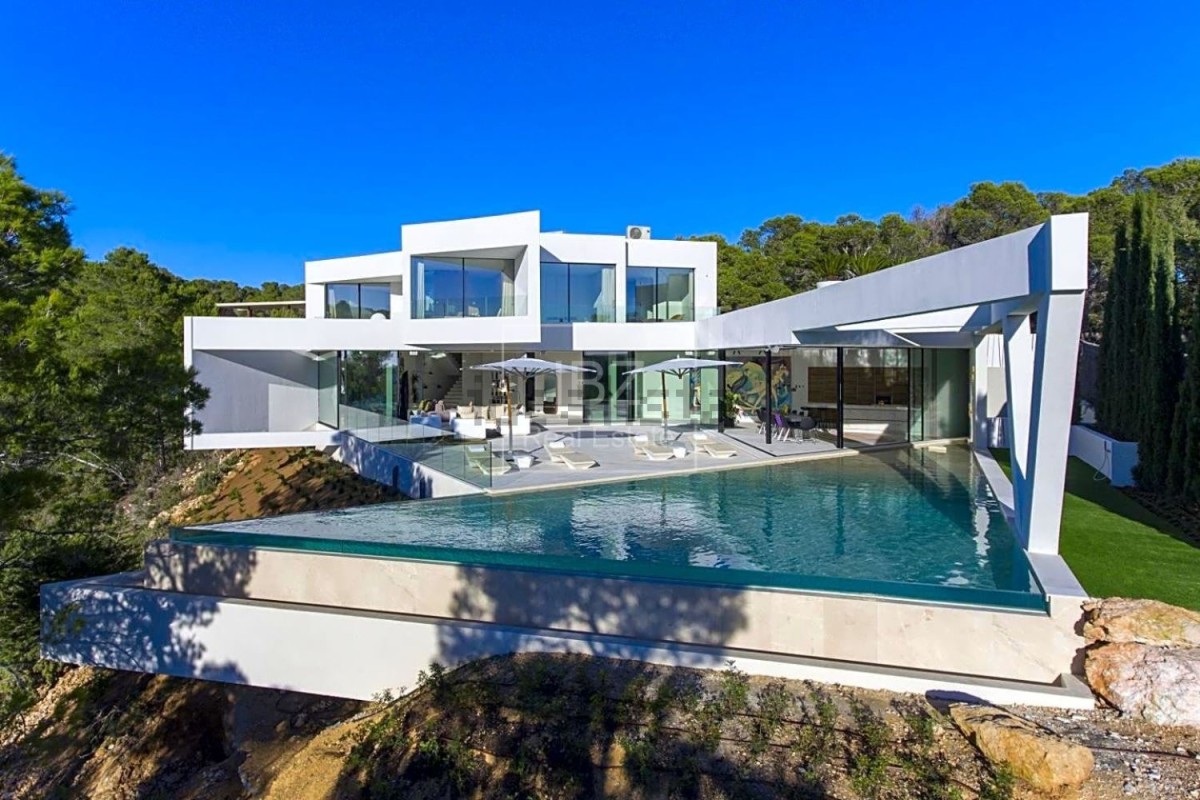 Estas son las zonas más caras de España para comprar casa más allá de las capitales