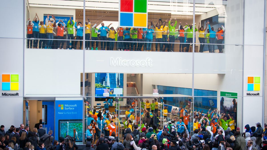 Microsoft planta cara a Apple en Europa: abre su primera ‘flagship’ en Londres