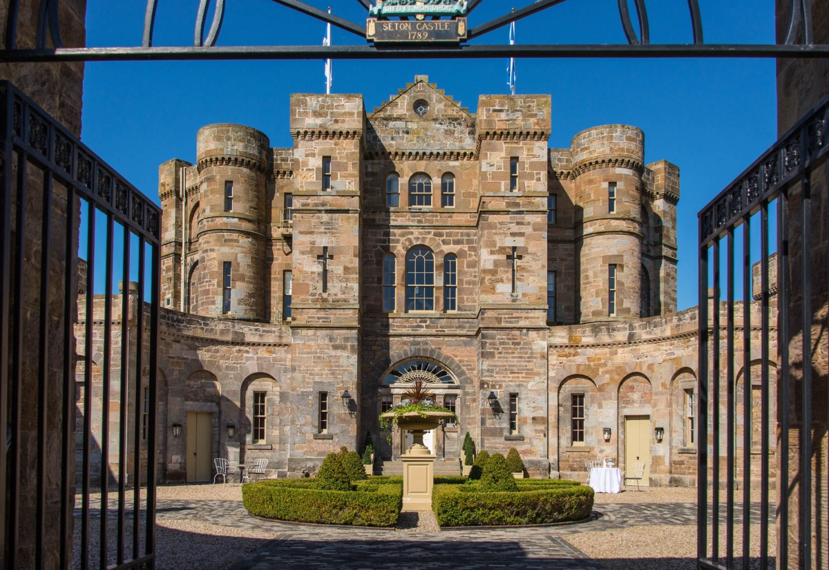 Este lujoso y espectacular castillo escocés está a la venta por 8,75 millones
