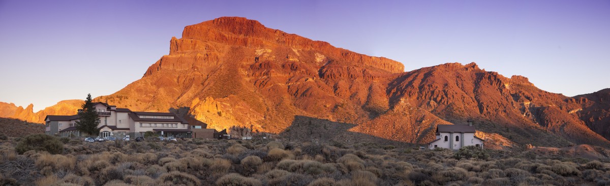 Parador de Las Cañadas del Teide / Wikimedia commons