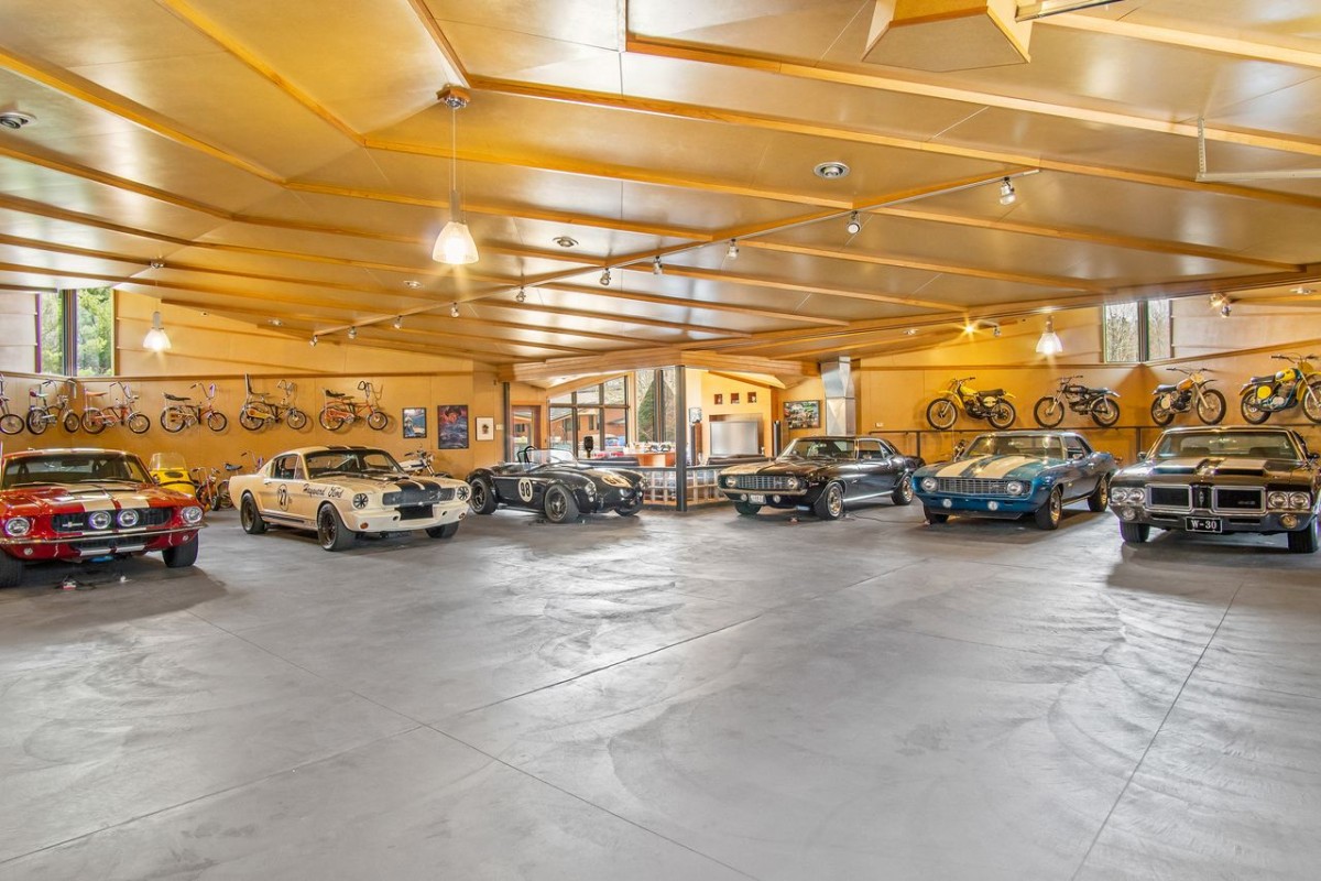 Más de 1.000 m2 con capacidad para 30 coches