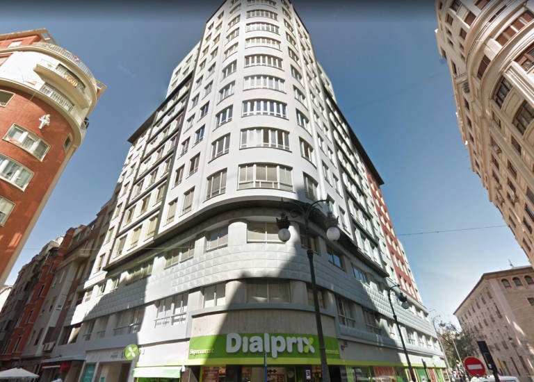 La promotora vasca All Iron compra la sede del PSOE en Valencia por 25 millones