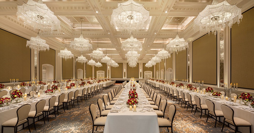 El legendario Hotel Raffles en Singapur se ha reabierto más lujoso que nunca
