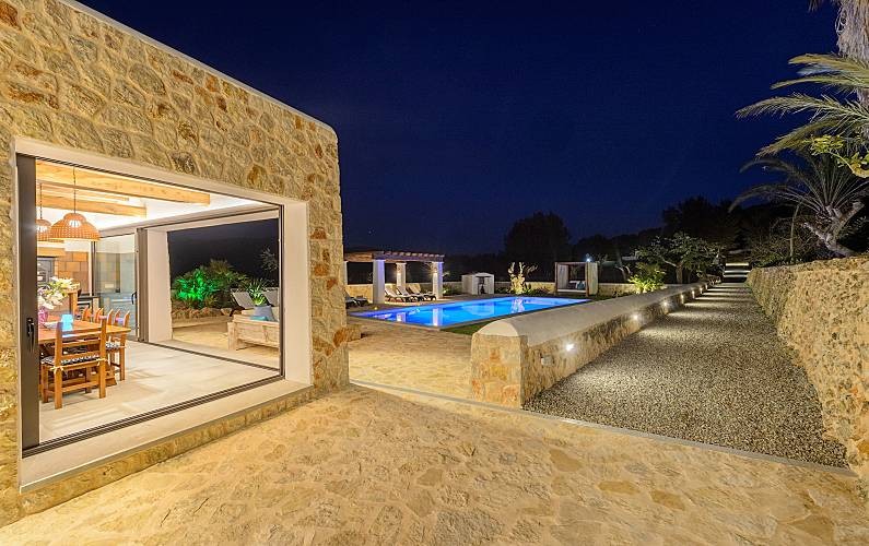 villa-ibiza-exterior