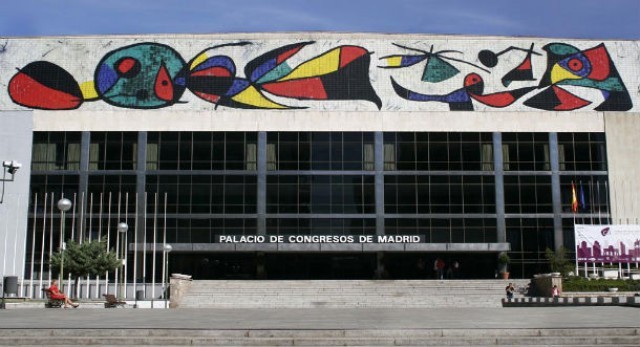 Madrid apuesta por la recalificación del suelo industrial y la apertura del Palacio de Congresos de la Castellana