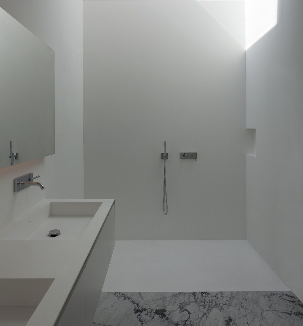 La apuesta es una ducha abierta