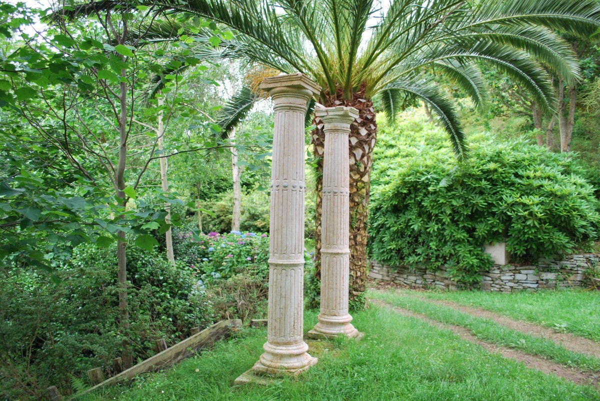 Les jardins cachent des antiquités précieuses