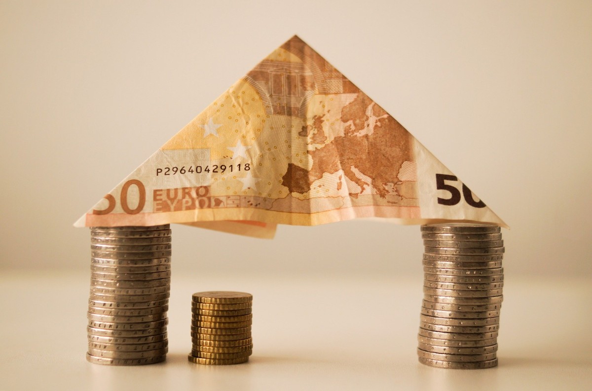 Qué pasa con la deducción por compra de vivienda cuando el préstamo es entre particulares