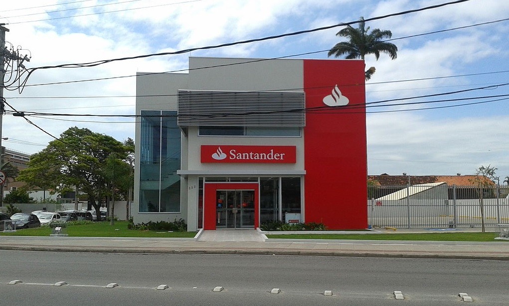 Santander saca a subasta cientos de viviendas en Brasil... a partir de 6.500 euros