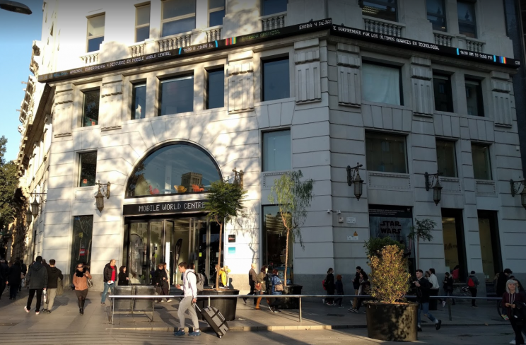 Telefónica vende su sede del centro de Barcelona y cierra una de las operaciones del año 